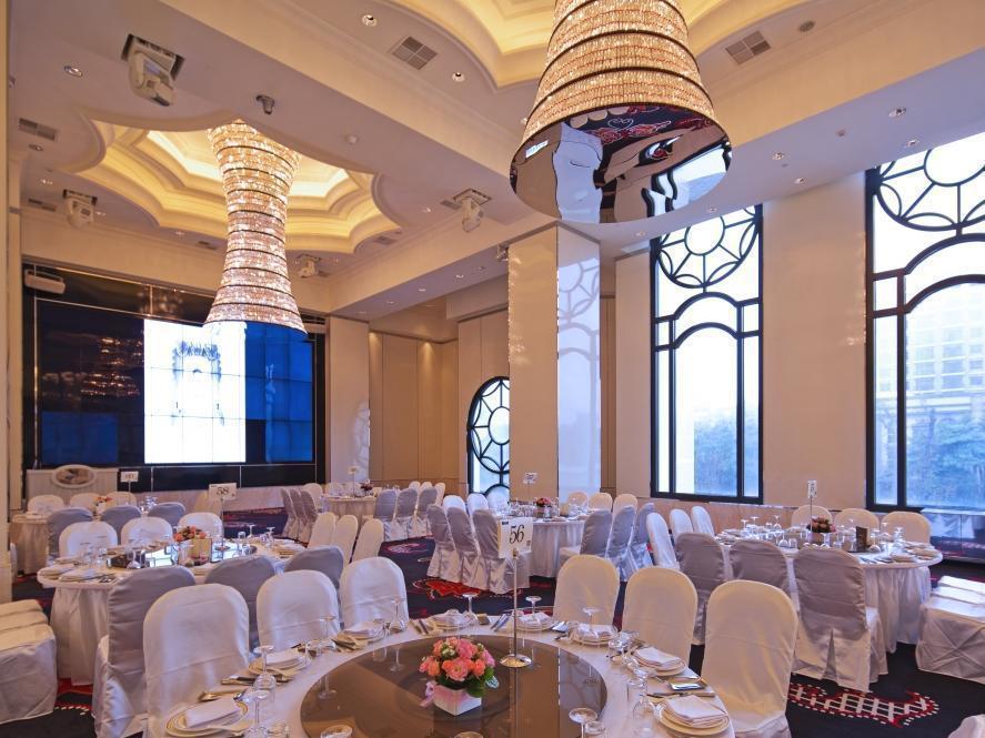 The Lin Hotel Taichung Exterior foto The ballroom