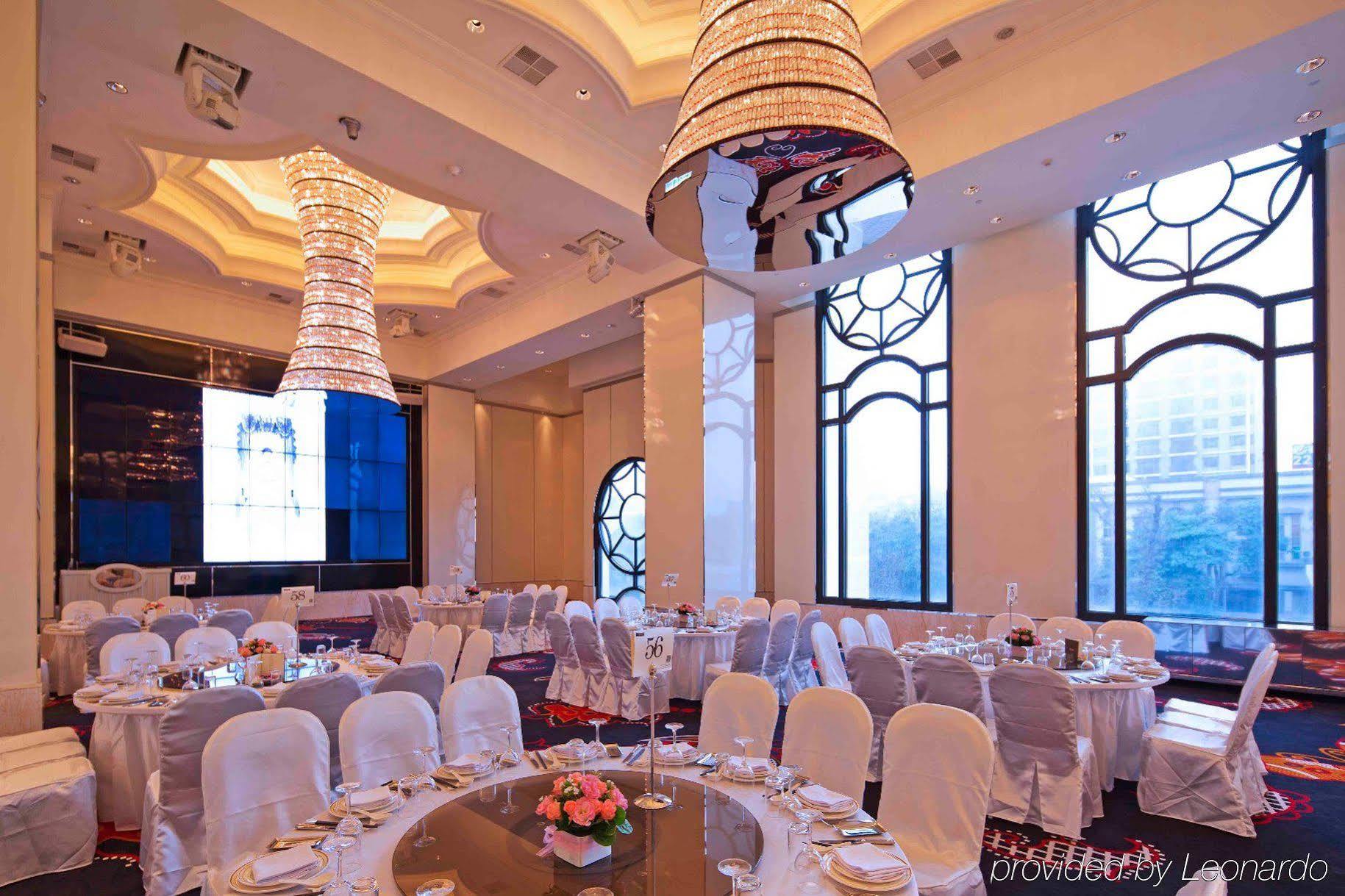 The Lin Hotel Taichung Exterior foto The ballroom
