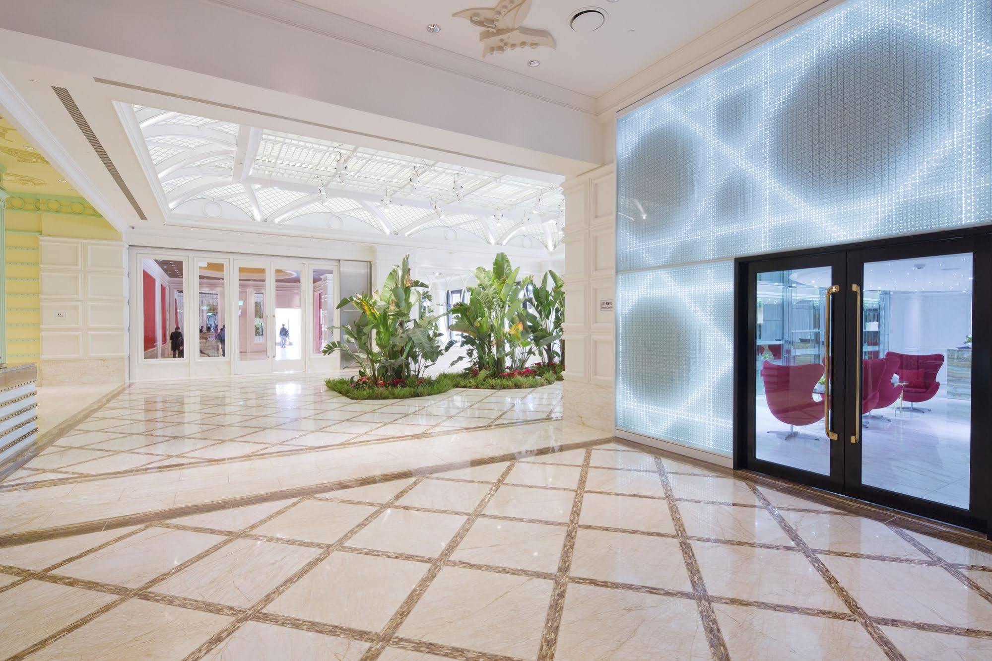 The Lin Hotel Taichung Exterior foto Interior of the hotel